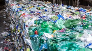 In Österreich fallen pro Jahr ca. 900.000 Tonnen Plastikmüll an.